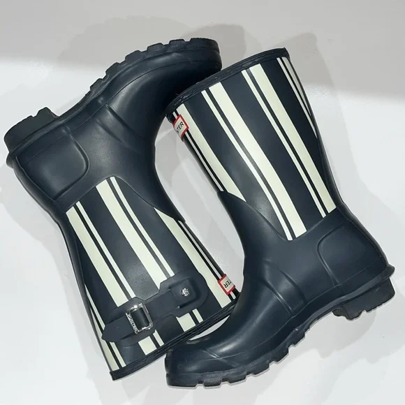 Hunter Mid-Calf Rain Boots Navy/White Sz 8 - Picture 13 of 13